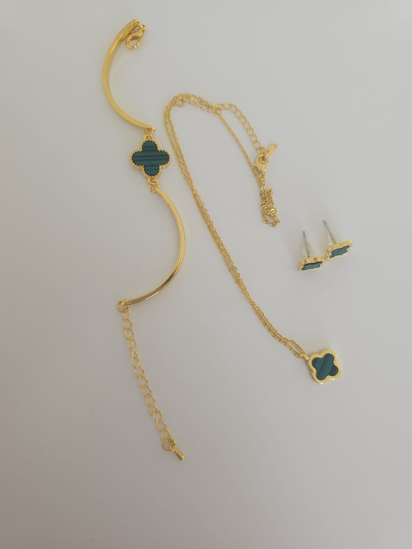 Clover Set, Green and black