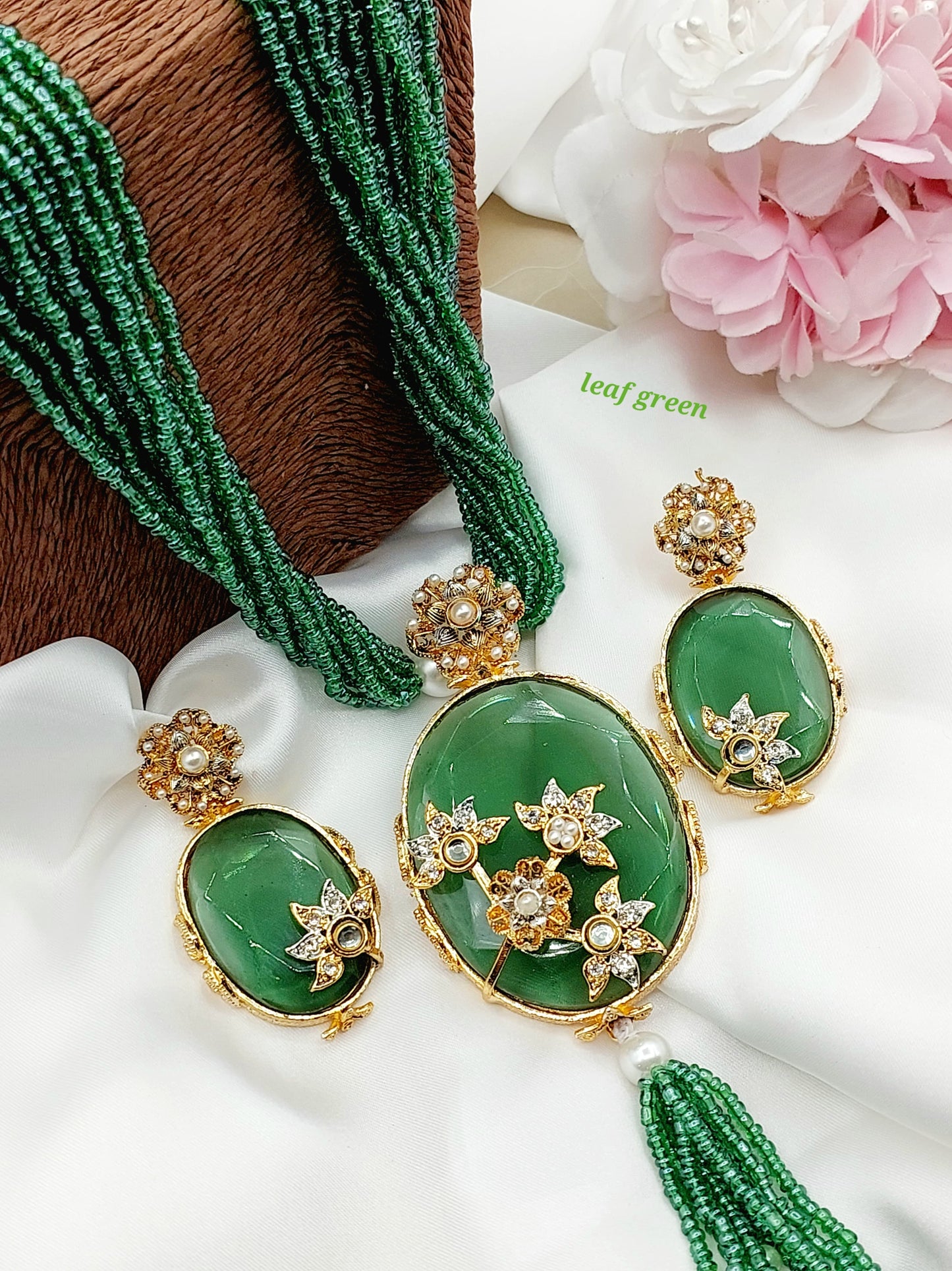 Egyptian Necklace Pendant Set