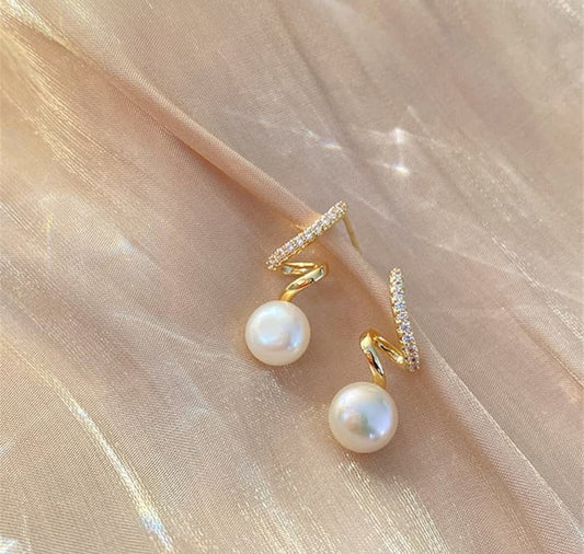 Zigzag pearl tops